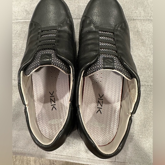 Kizik Slip On Sneakers - Picture 8 of 11